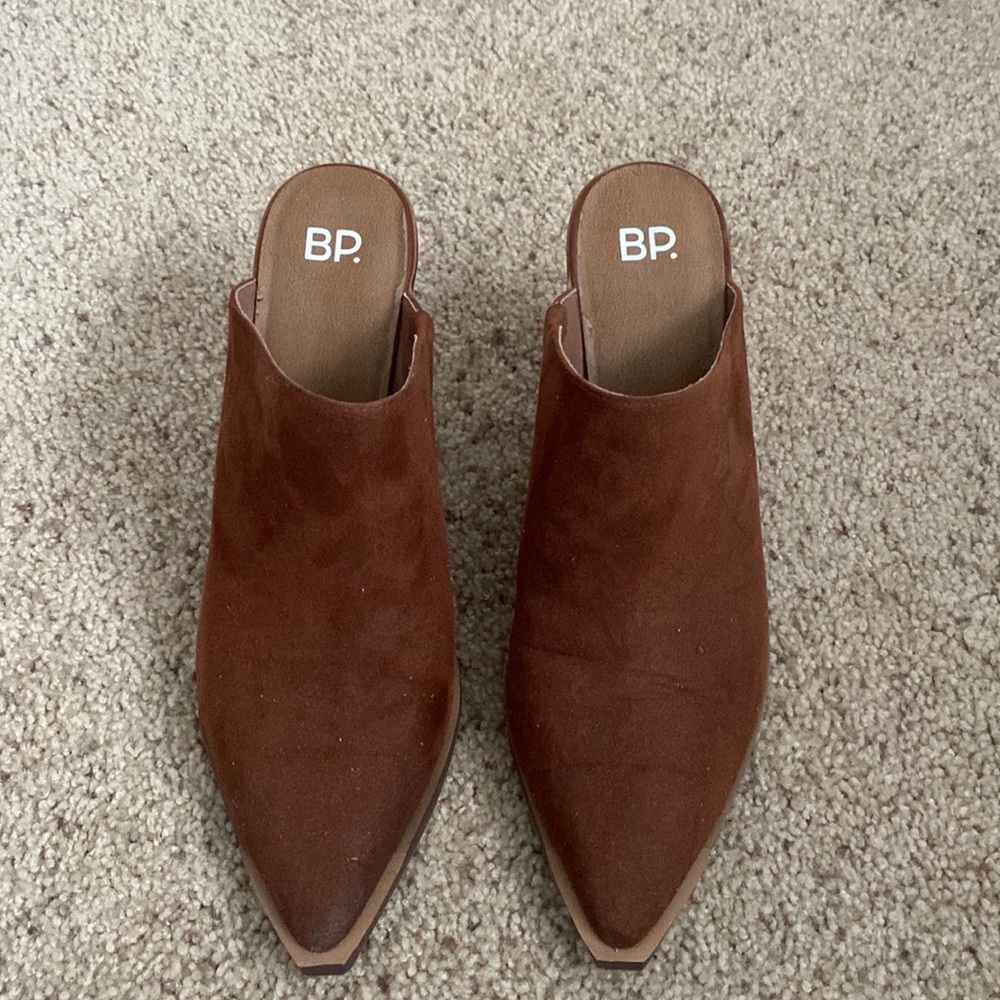 EUC BP Western Mule